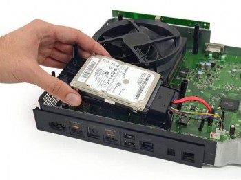 Xbox-One-Hard-Drive-Can-Be-Replaced-350x262.jpg