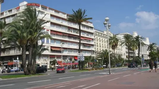 Nice 032 [640x480].webp