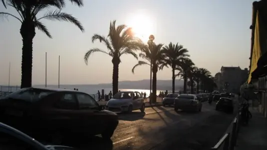 Nice 077 [640x480].webp