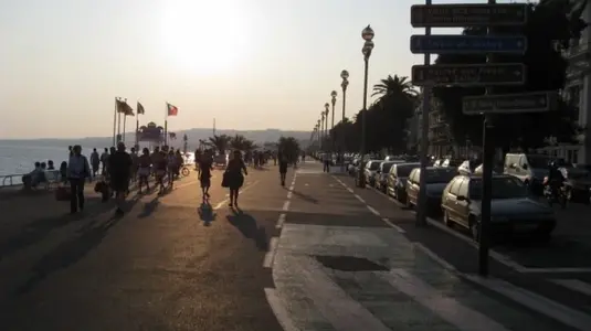 Nice 081 [640x480].webp