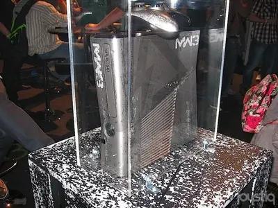 mwxbox9201.webp